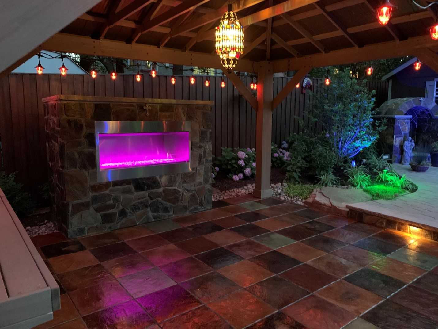 NON-COMBUSTIBLE DECKING