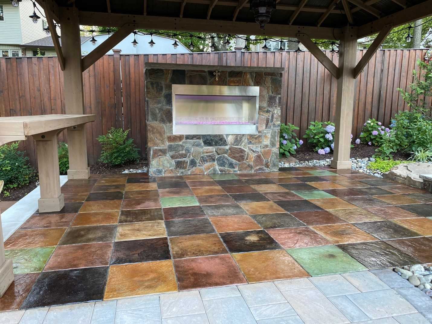 NON-COMBUSTIBLE DECKING