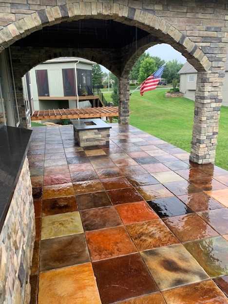 NON-COMBUSTIBLE DECKING