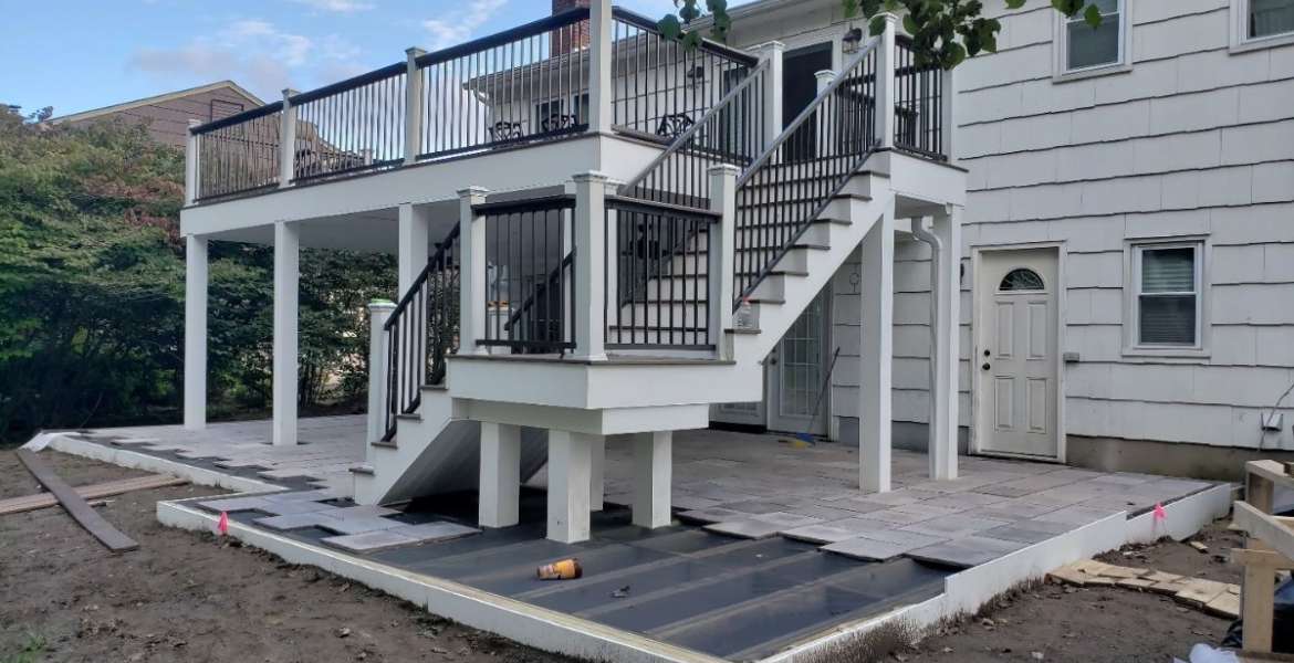 DekTek Tile’s New Walk-Out Patio Application
