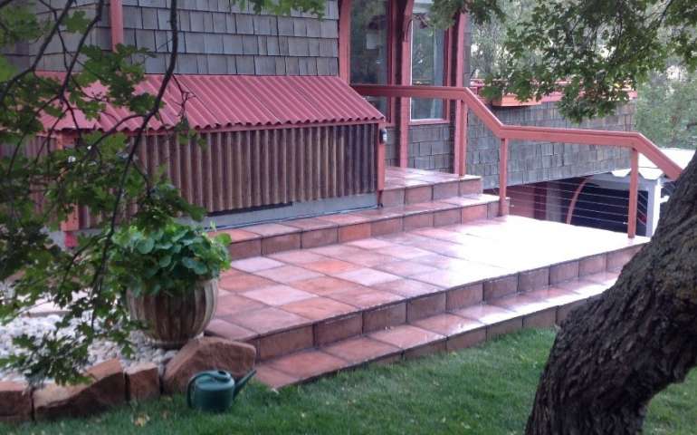 Adobe Samples - Concrete Deck Tiles